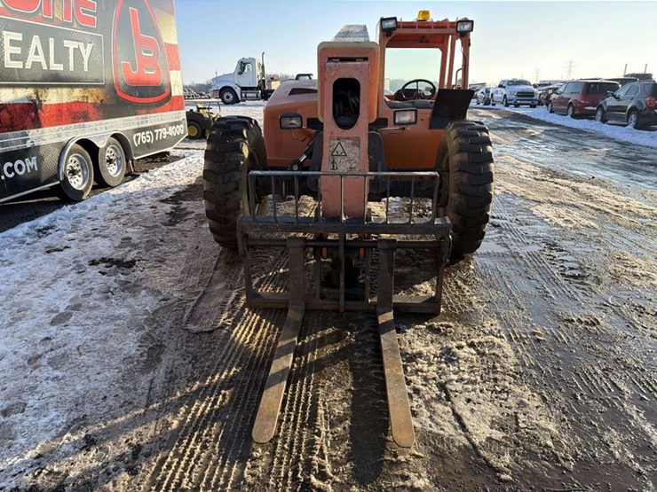 2012-jlg-g6-42a-image-6