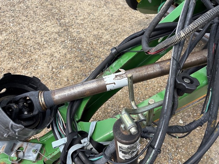 john-deere-569-premium-image-33