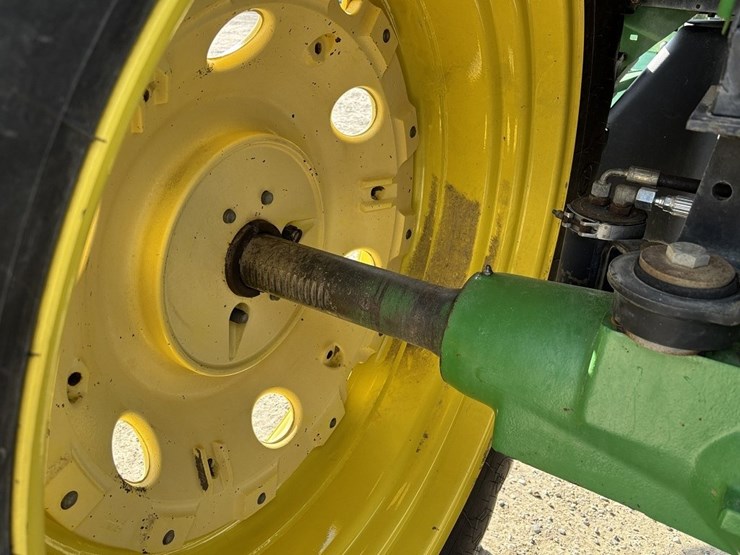 john-deere-7320-image-26