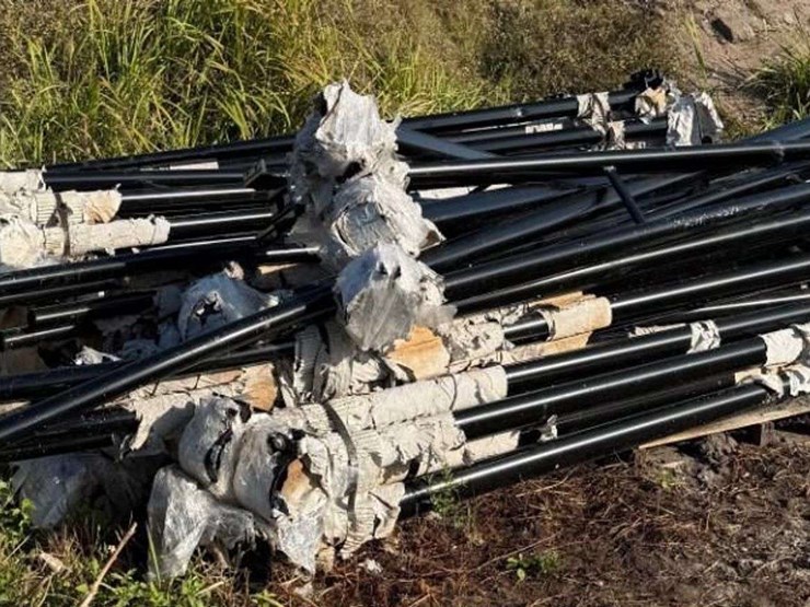 15-35ft.-commercial-black-metal-light-poles-image-4