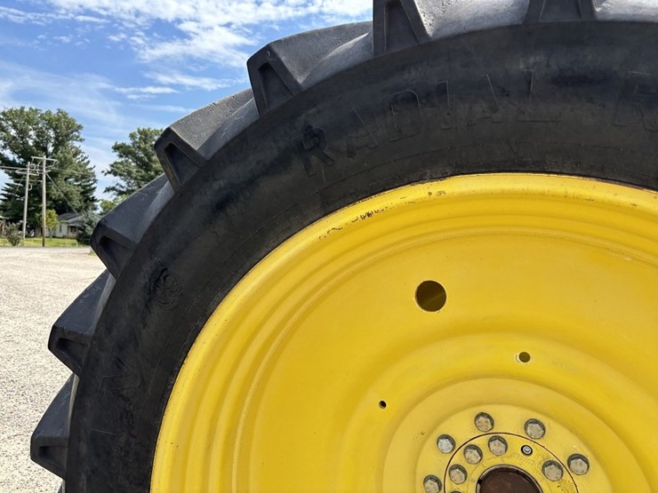 john-deere-8430-image-18