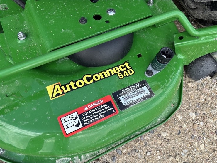 john-deere-1025r-image-34