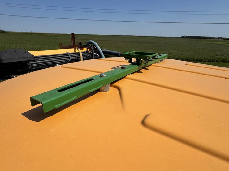 hagie-sts10-image-44