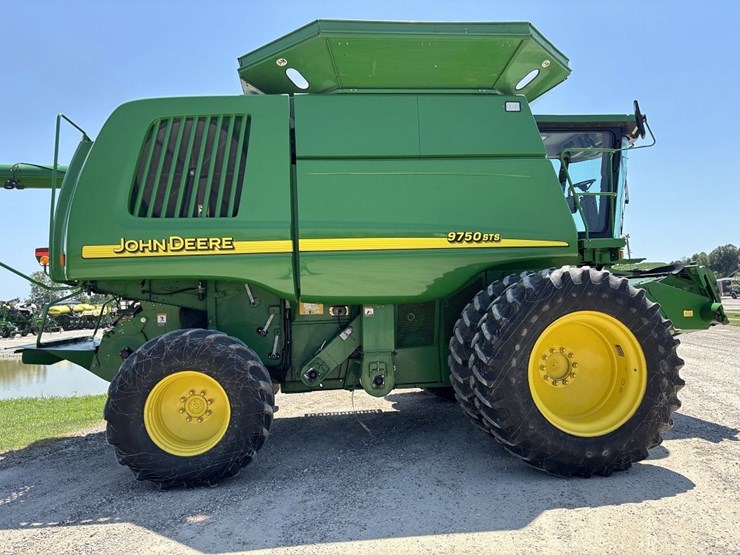 john-deere-3000-image-10