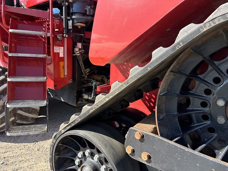 2013-case-ih-600-image-27