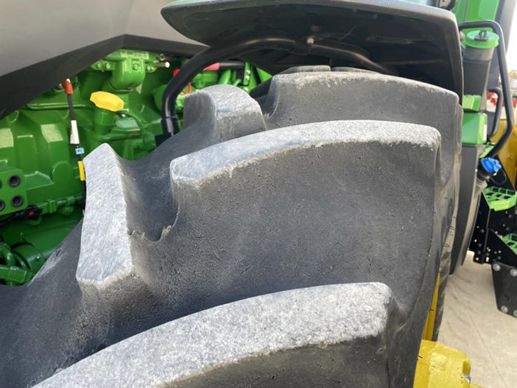 john-deere-8r-370-image-53