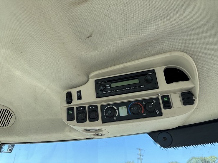 john-deere-6150r-image-43