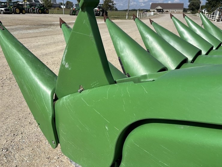 john-deere-608c-image-26