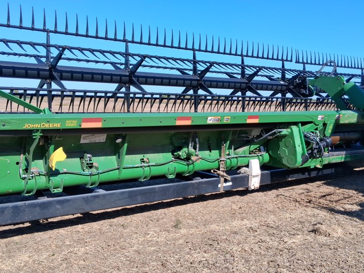 2019-john-deere-745fd-image-11