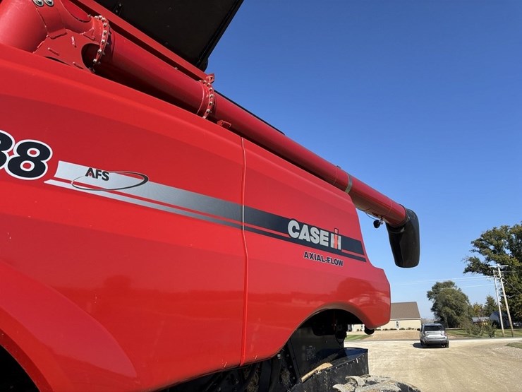 case-ih-6088-image-77