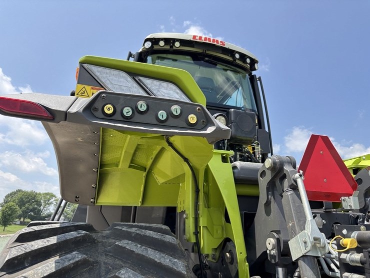 claas-xerion-5000-image-33