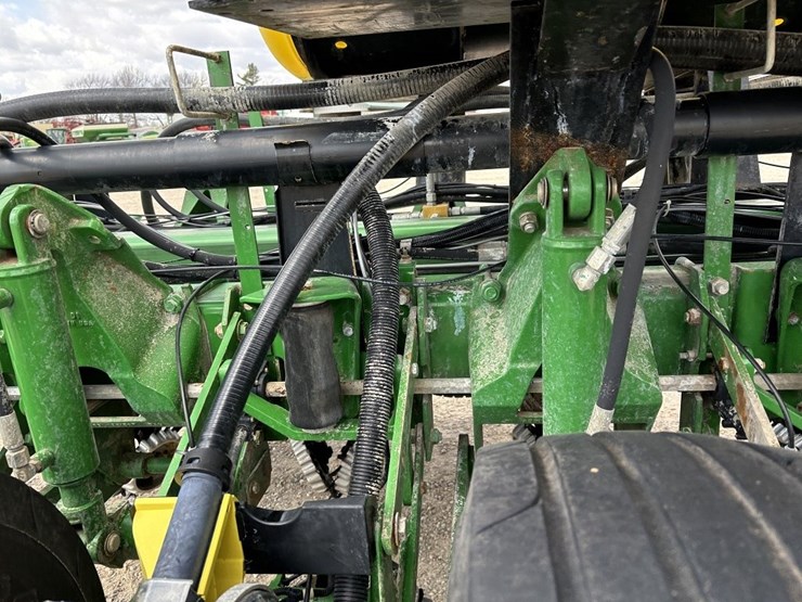john-deere-1770nt-image-66