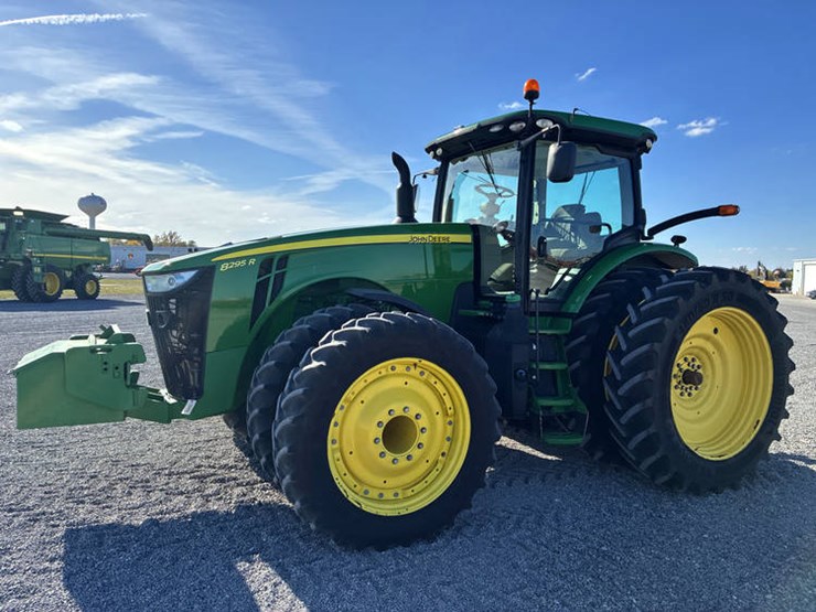 john-deere-8295r-image-10