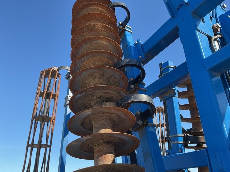 2011-landoll-7450-44-image-18