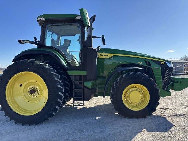 2022-john-deere-8r-280-image-6