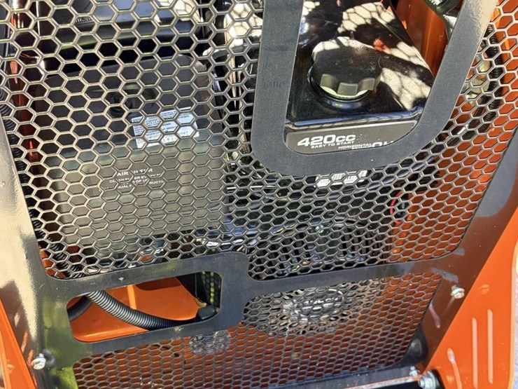 2025-sdlool-sl36-skid-steer-image-9