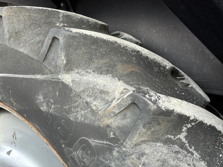 case-ih-magnum-315-image-53