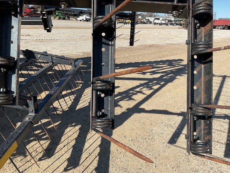 2012-genie-3007-telehandler-image-26