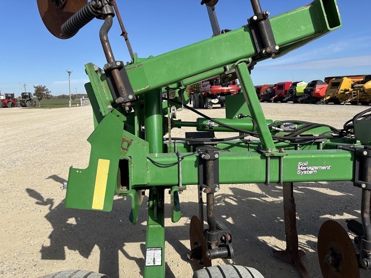 john-deere-2100-image-14