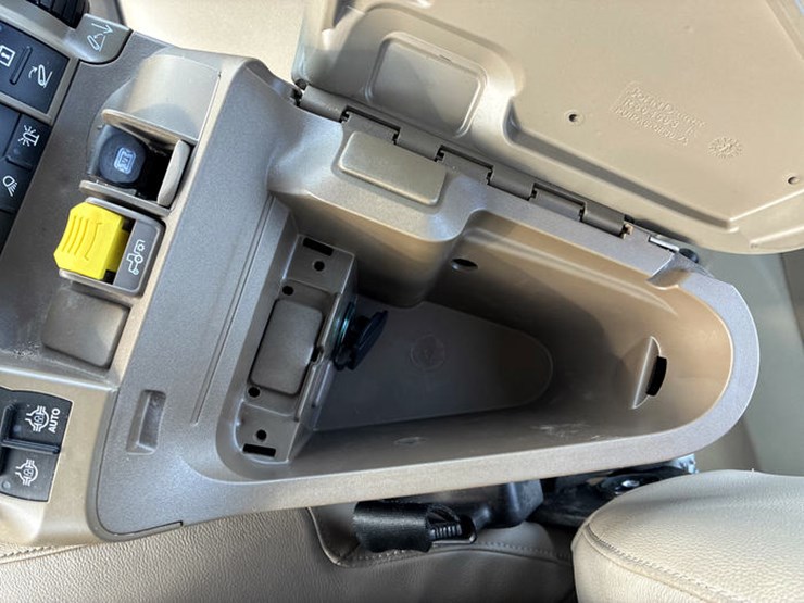 john-deere-8r-370-image-87