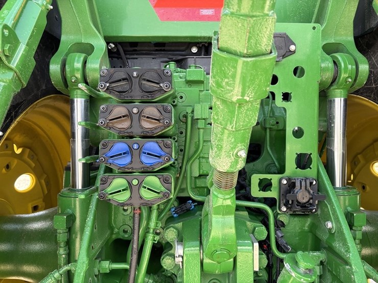 john-deere-8r-250-image-21