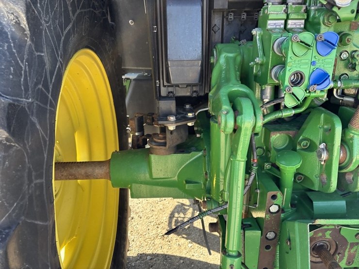 john-deere-6125m-image-26