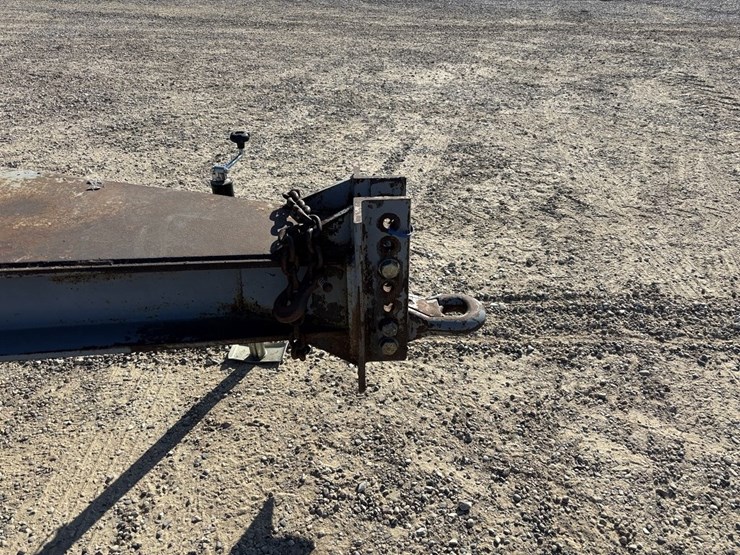 caterpillar-36-image-8