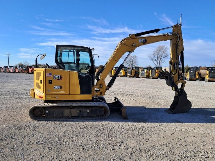 caterpillar-306-cr-image-3