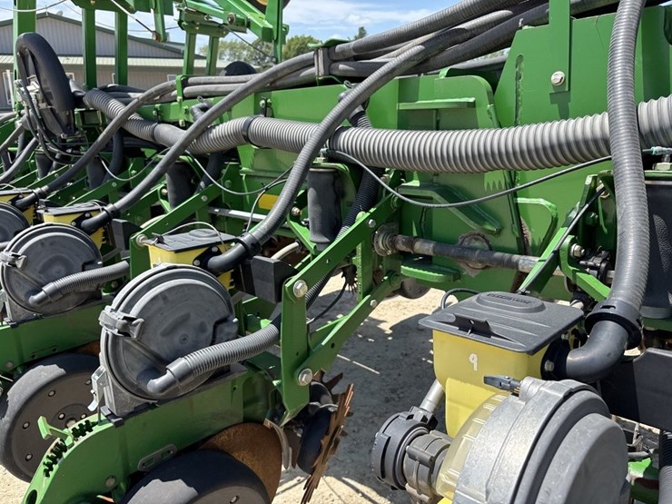 john-deere-s680-image-47