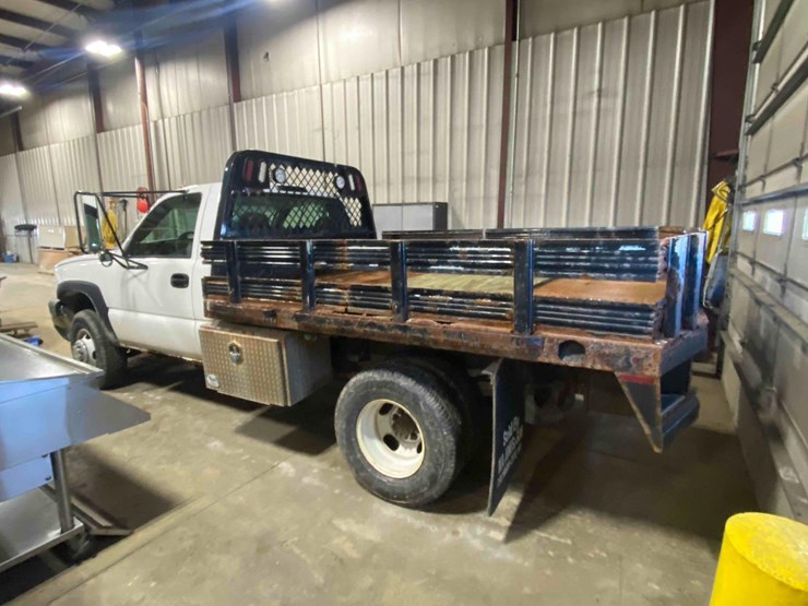 chevrolet-3500-image-3