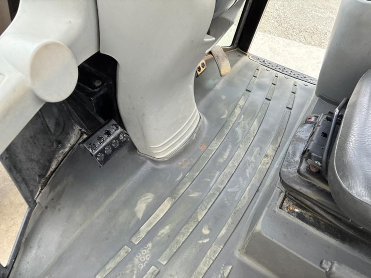 caterpillar-906m-image-59