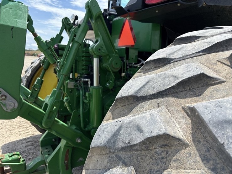 john-deere-8320rt-image-11