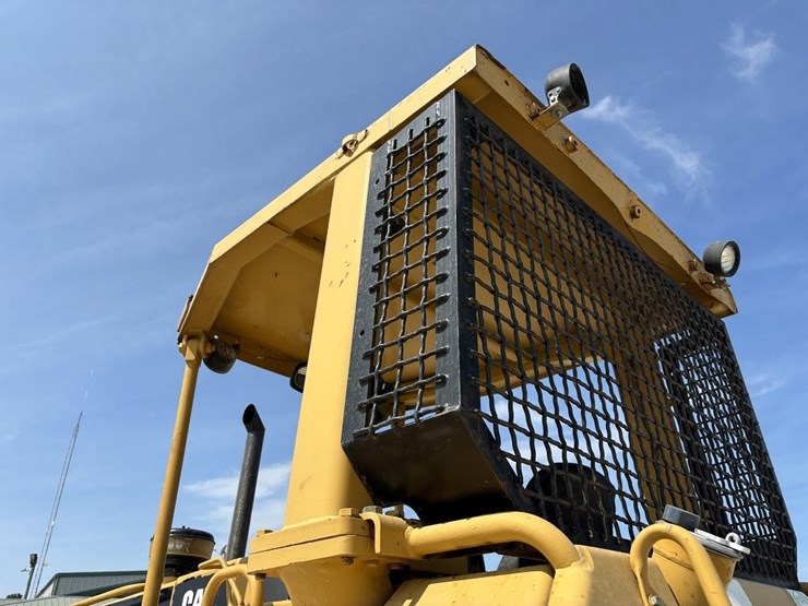 caterpillar-d5m-image-26