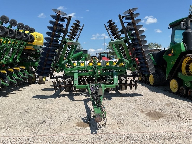 john-deere-637-image-12