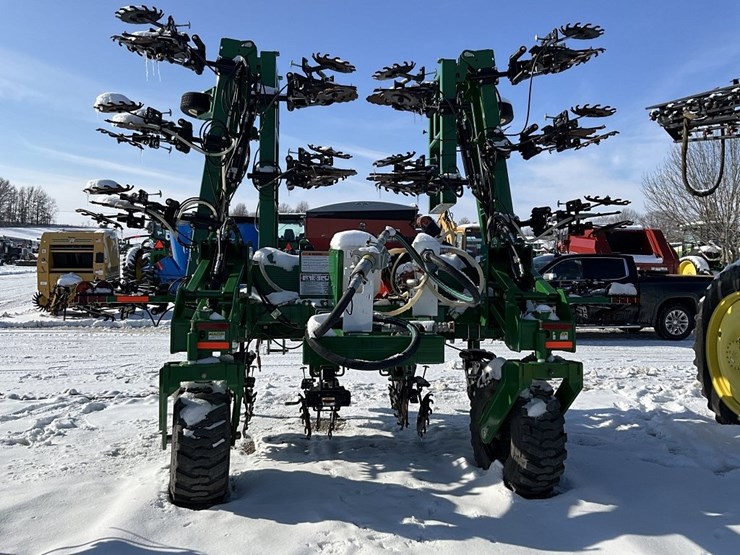 john-deere-3000-image-8