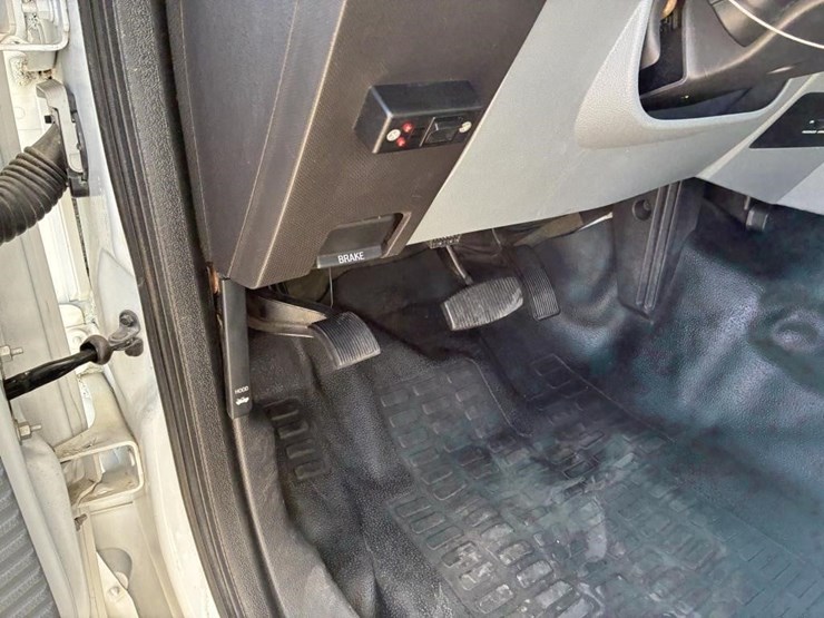 2015-ford-f550-xlt-image-15