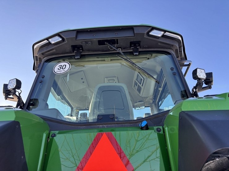 john-deere-8r-410-image-28