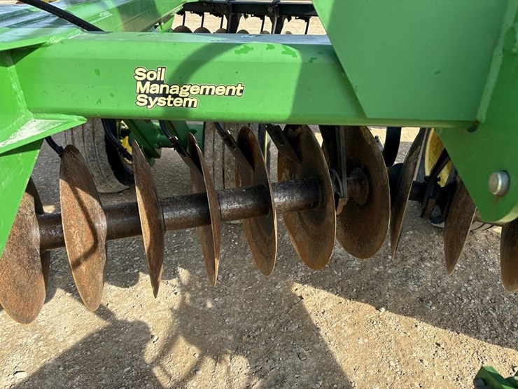 john-deere-637-image-45