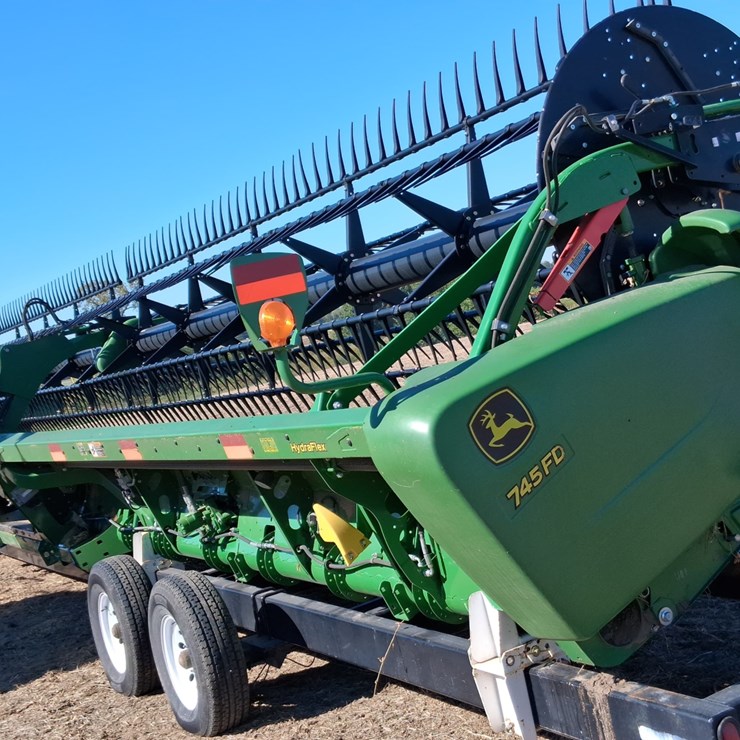 2019 JOHN DEERE 745FD