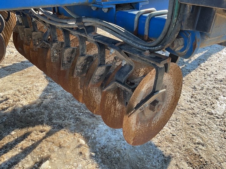 2011-landoll-7450-44-image-16