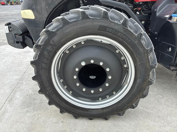 case-ih-magnum-315-image-35