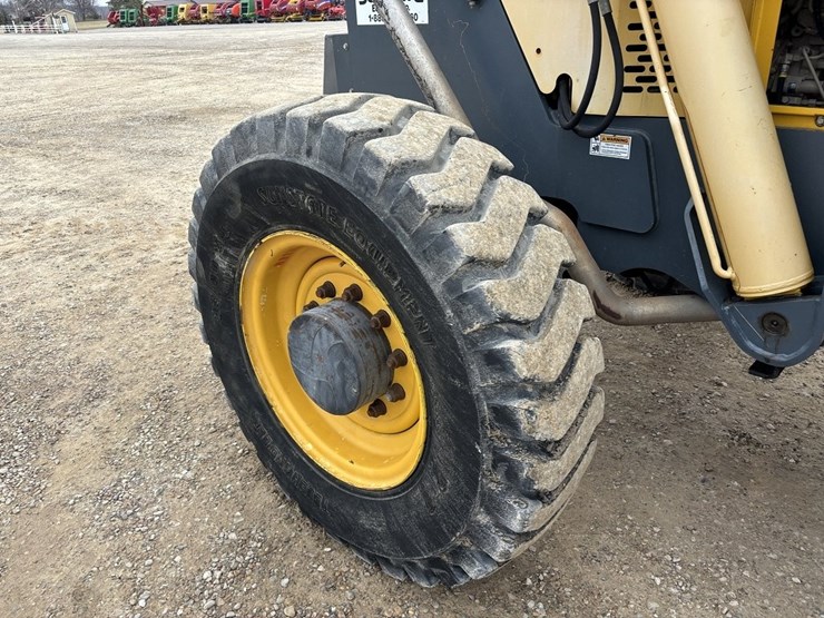 2005-john-deere-1790-image-16