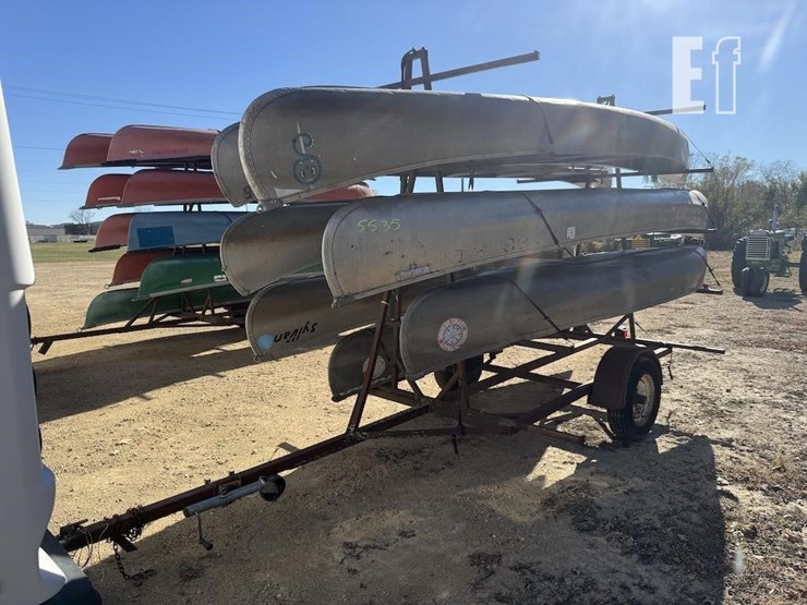 canoe-trailer-w/-canoes-image-1