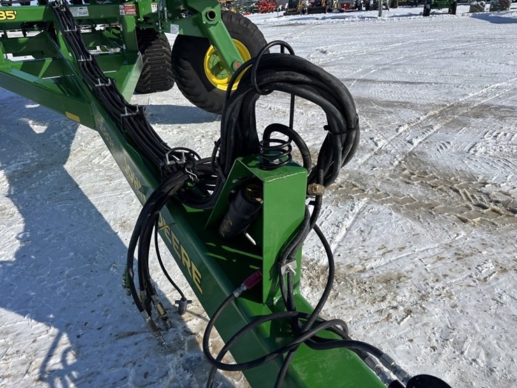 2024-john-deere-2680h-image-10