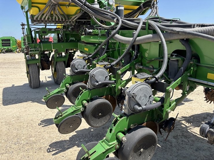 john-deere-s680-image-25