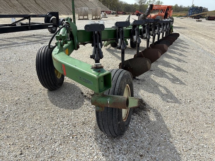 john-deere-3710-image-5