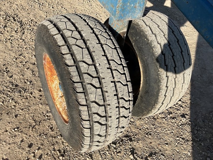 head-trailer-image-8