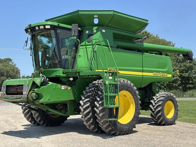 john-deere-3000-image-1
