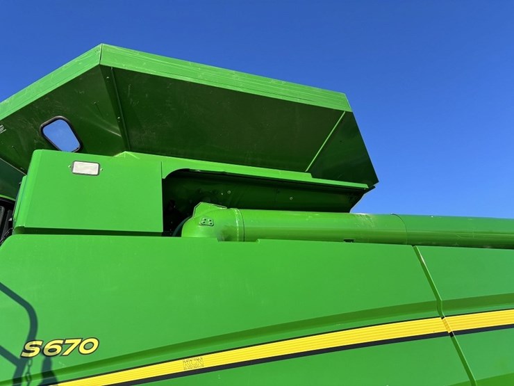 john-deere-s670-image-43