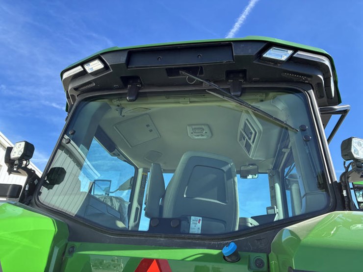 john-deere-8r-340-image-26